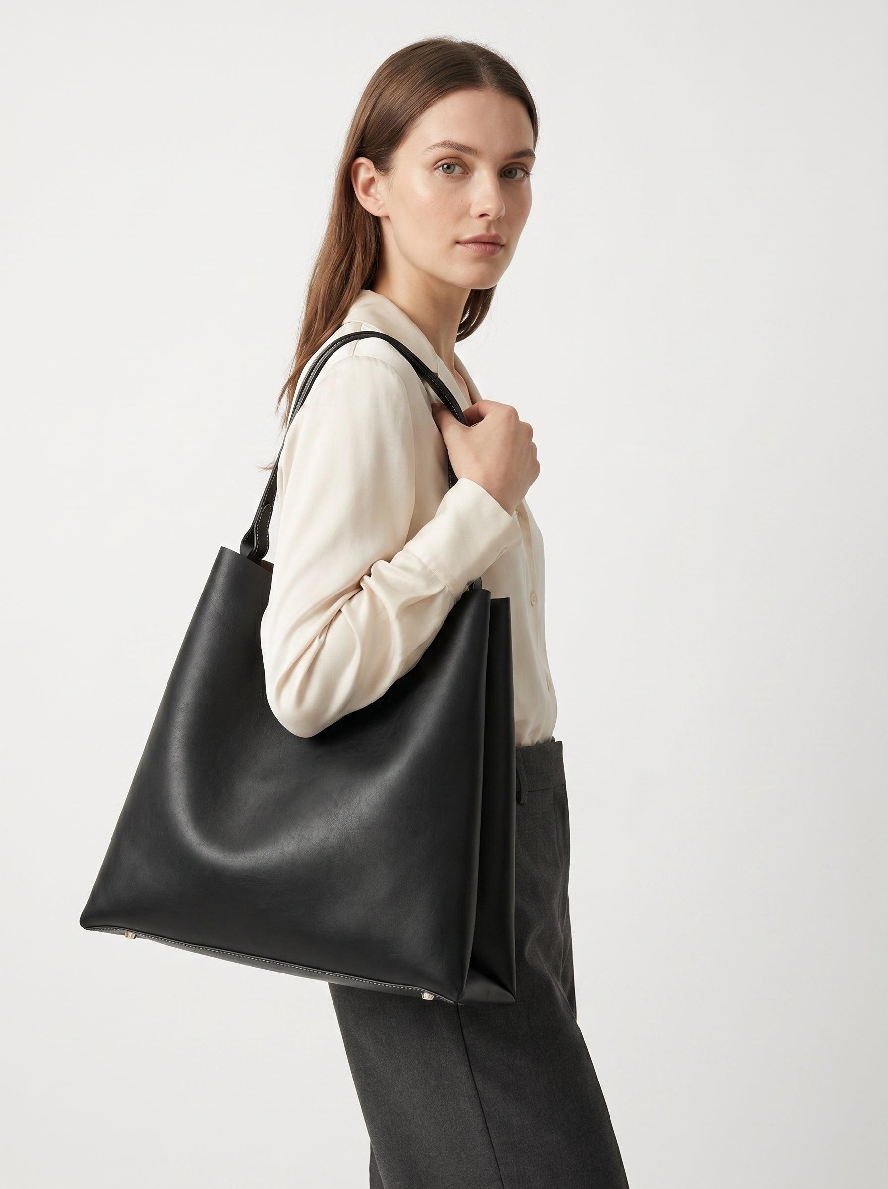 BOLSO TOTE OFF EN SINTETICO