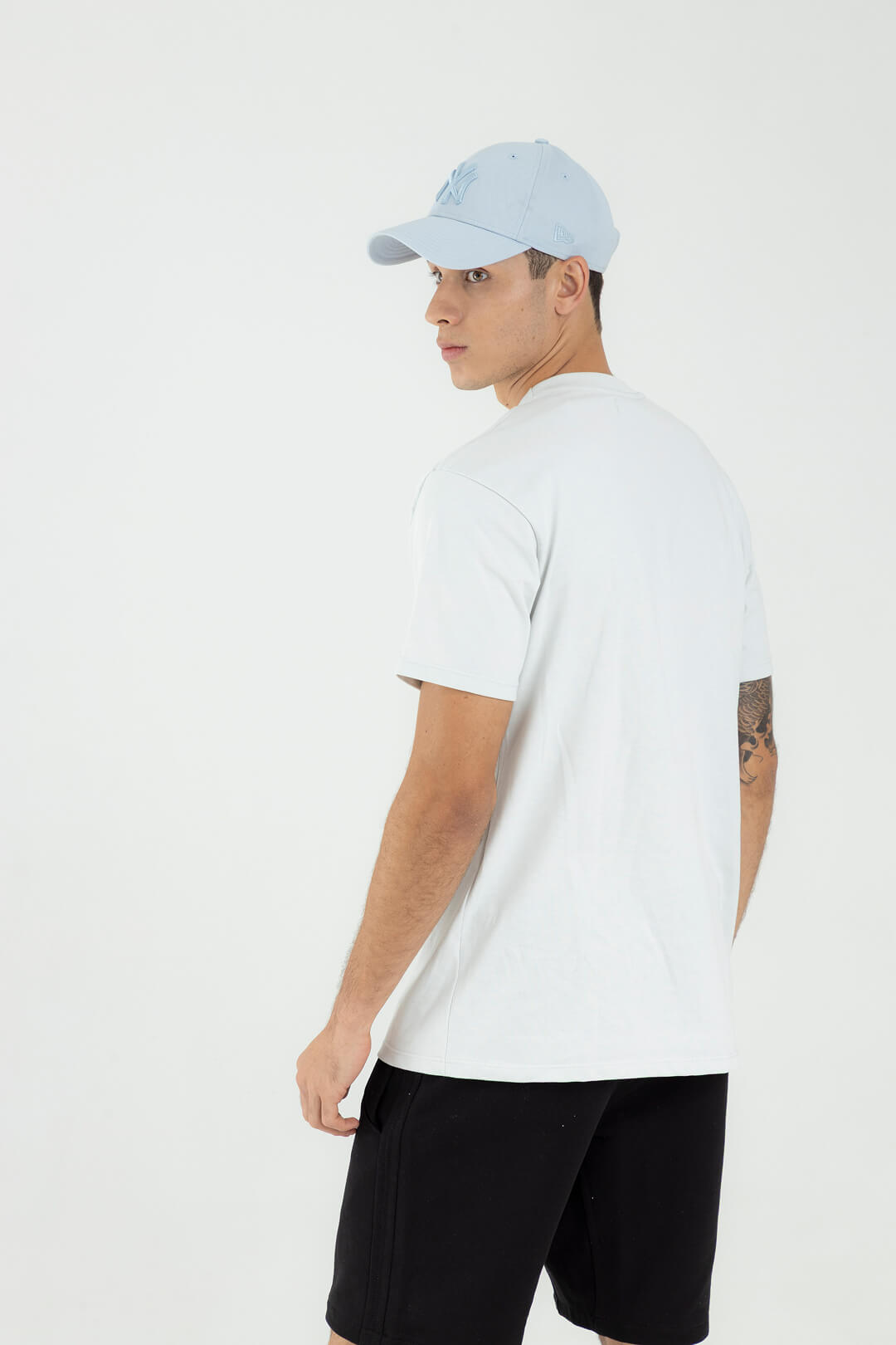 CAMISETA LIGHT REGULAR FIT